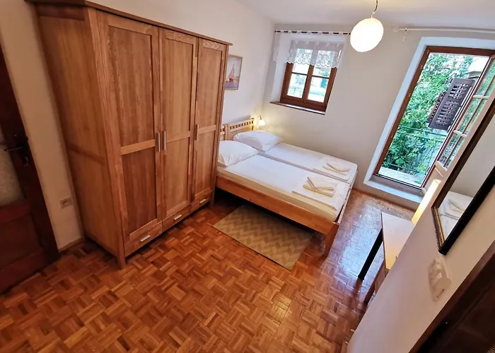 Authentico Deluxe Stari Grad